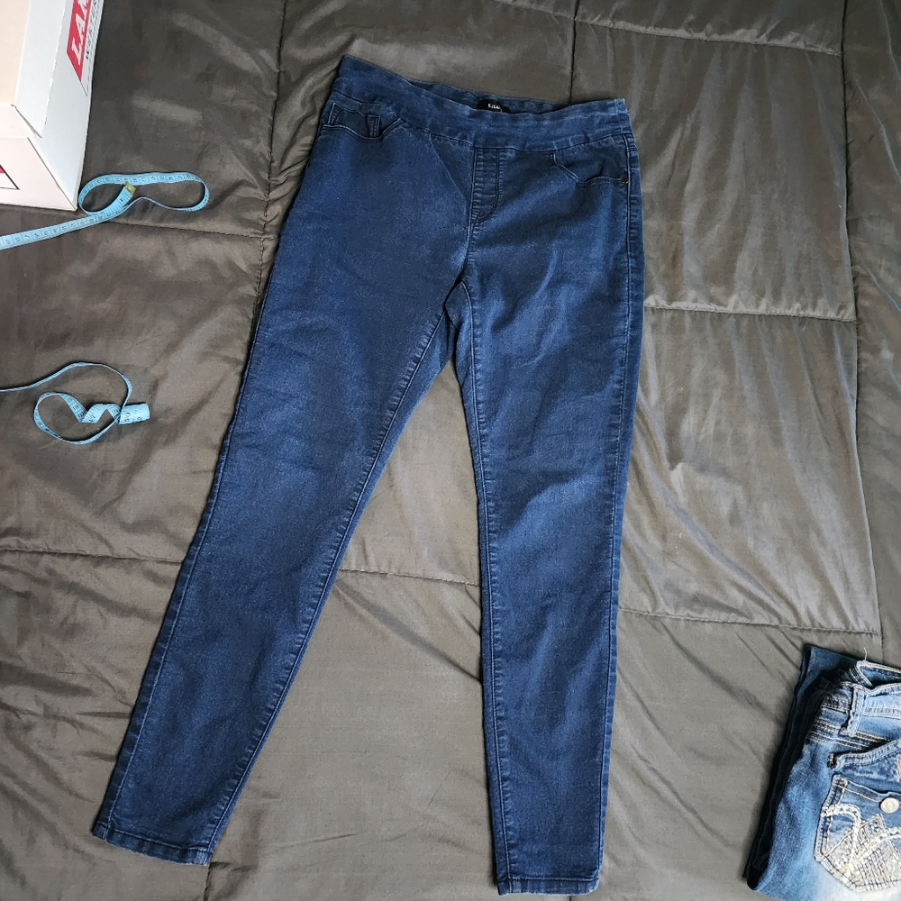 R Jeans